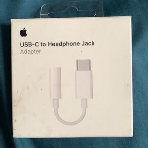 Apple USB—C to headphone jack